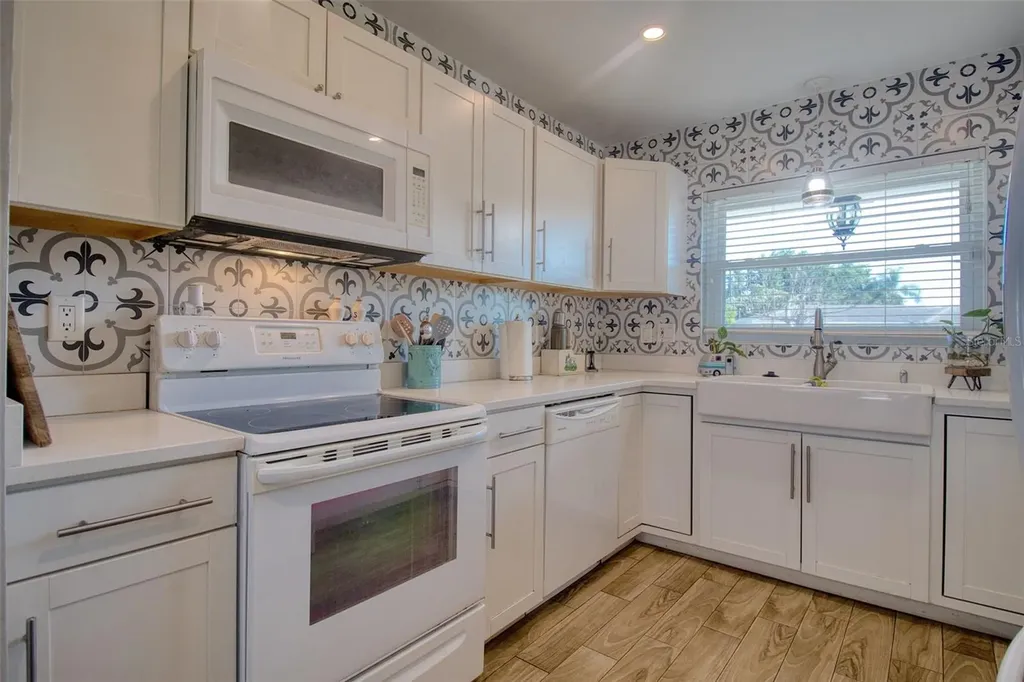 2050 Magnolia Drive Clearwater FL 33764