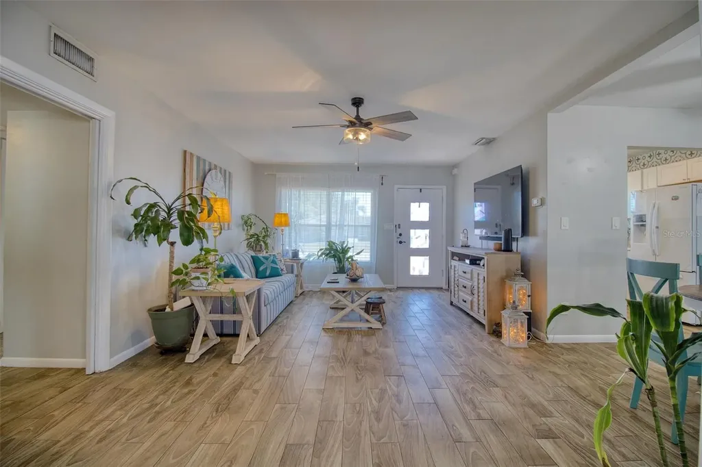 2050 Magnolia Drive Clearwater FL 33764