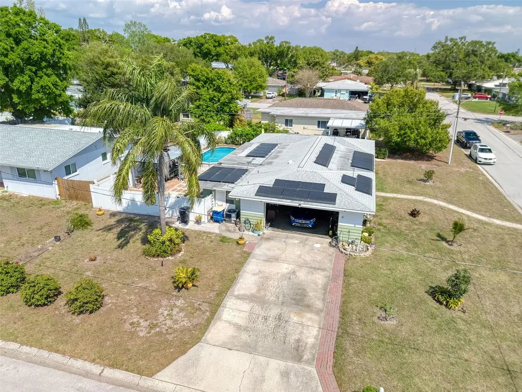 2050 Magnolia Drive Clearwater FL 33764