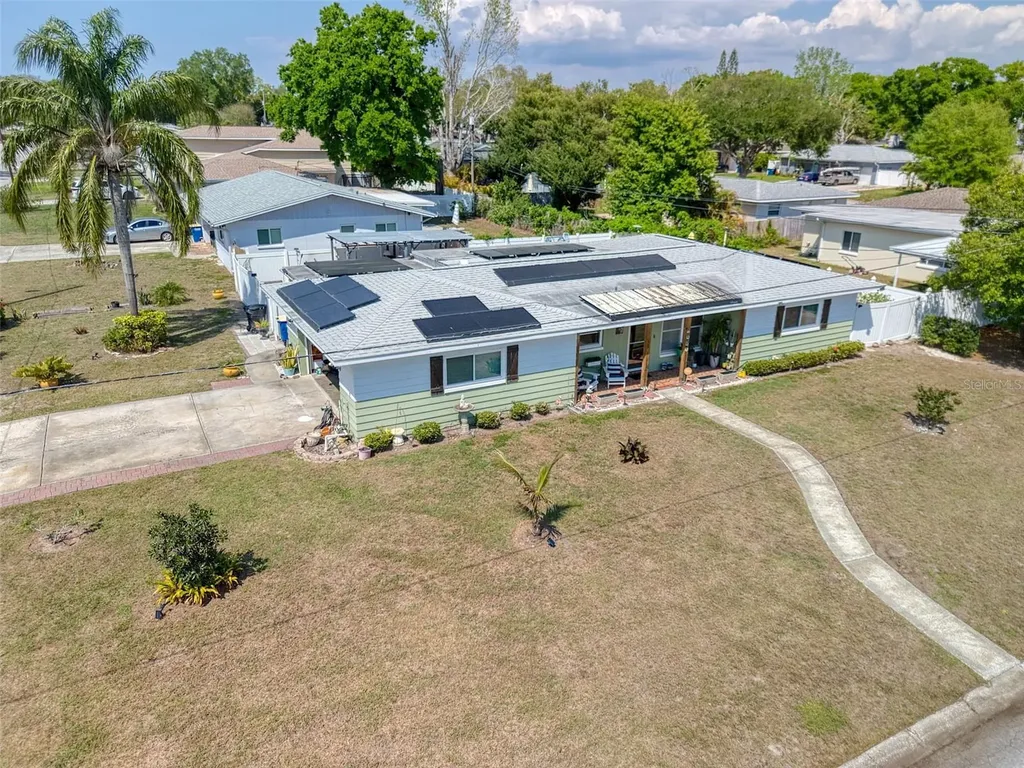 2050 Magnolia Drive Clearwater FL 33764