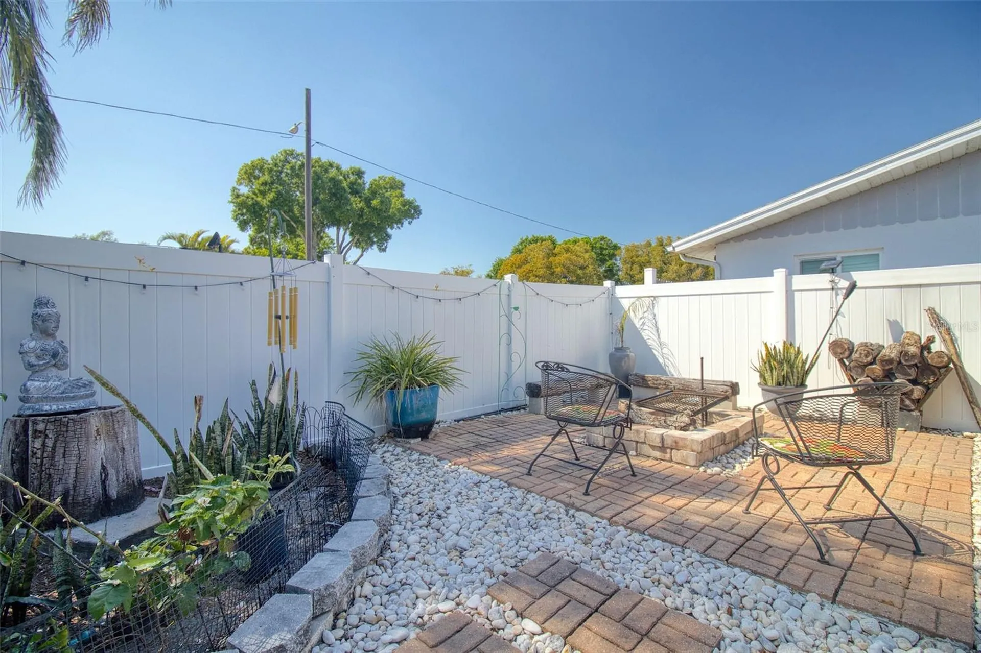 2050 Magnolia Drive Clearwater FL 33764