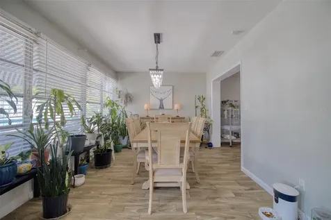 2050 Magnolia Drive Clearwater FL 33764