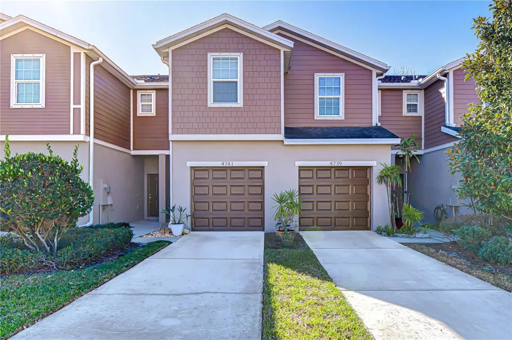 4739 White Sanderling Court Tampa FL 33619