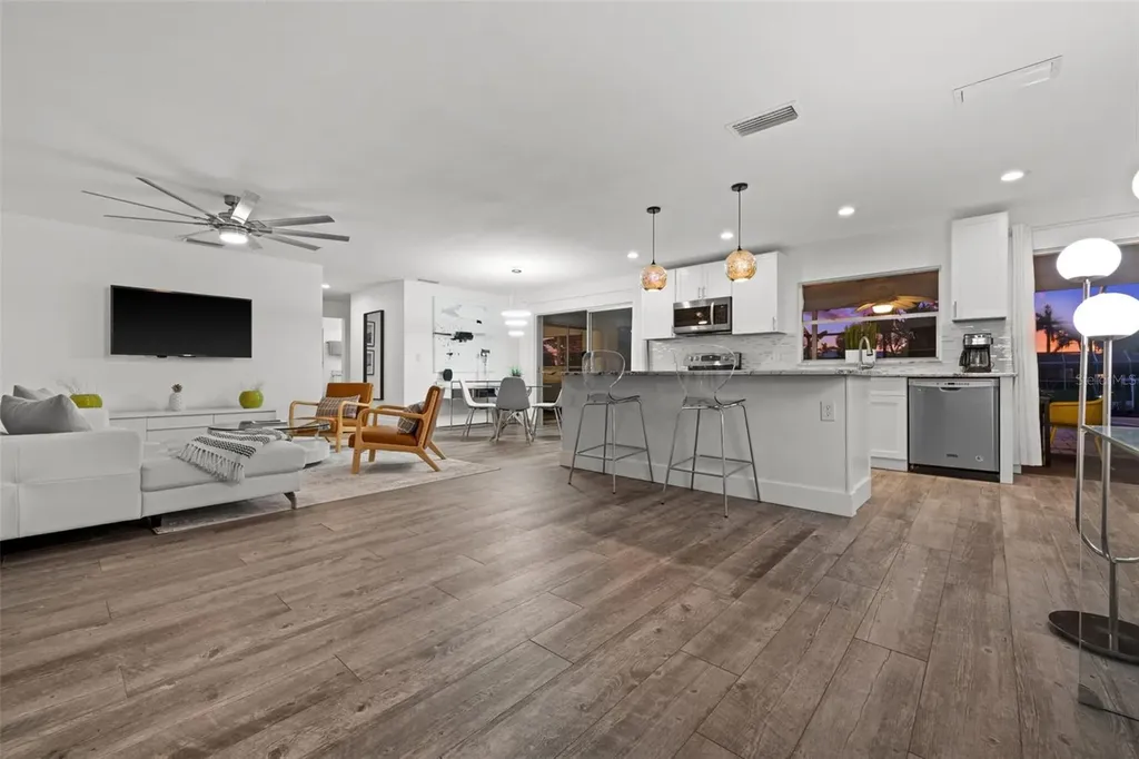 5122 SW 3rd Avenue Cape Coral FL 33914