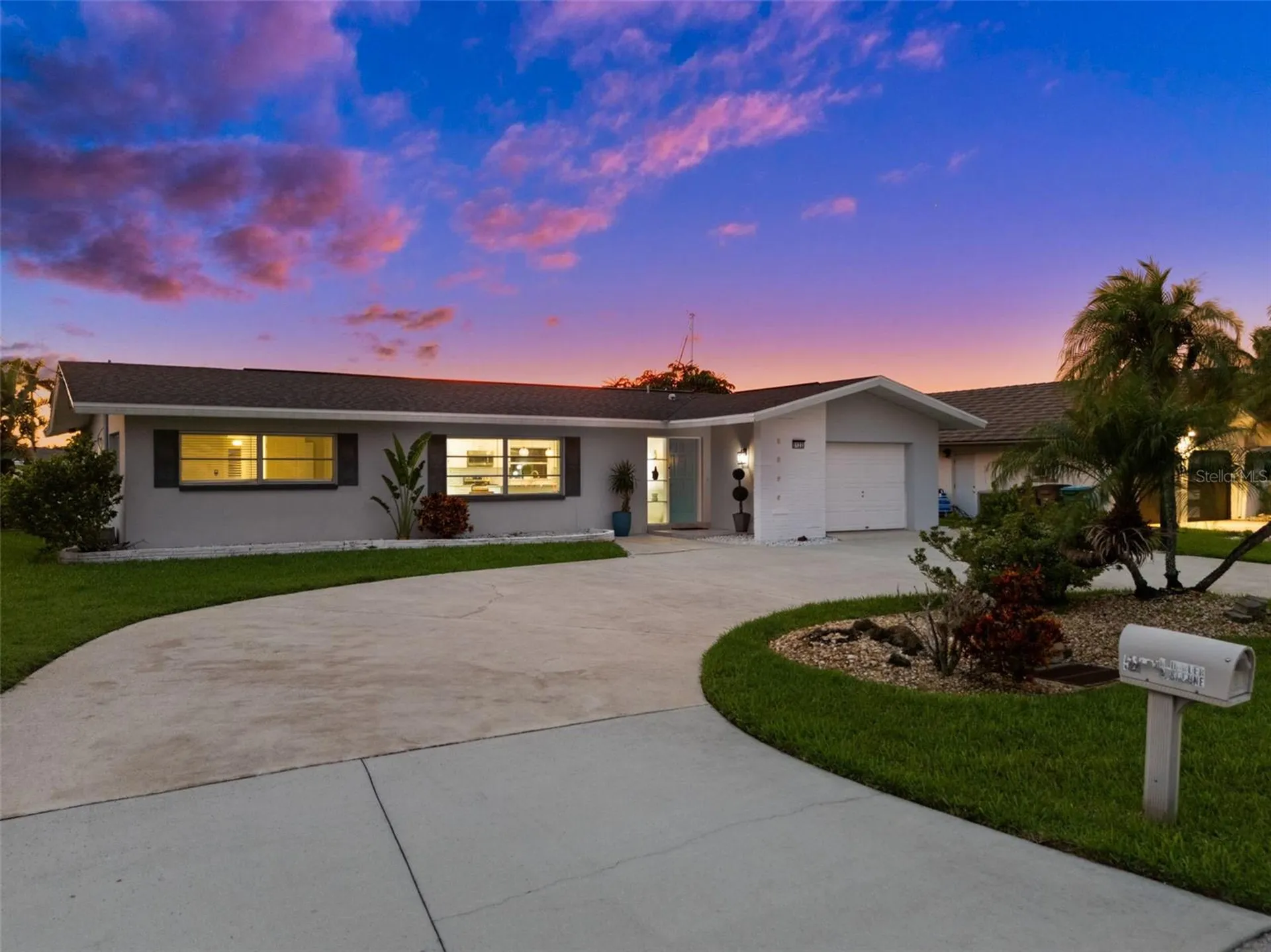 5122 SW 3rd Avenue Cape Coral FL 33914