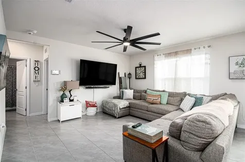 3027 Beau Loop Tavares FL 32778