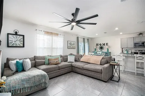3027 Beau Loop Tavares FL 32778