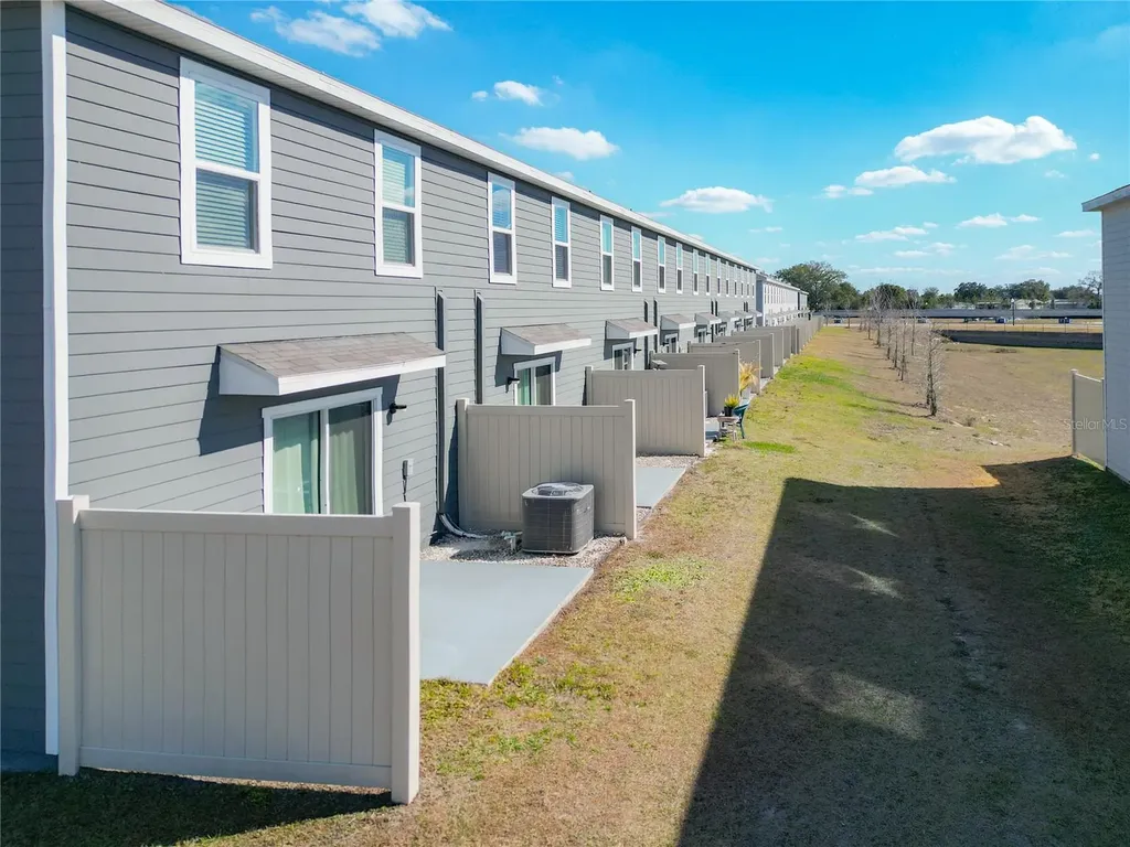 6687 SW 81st Loop Ocala FL 34476
