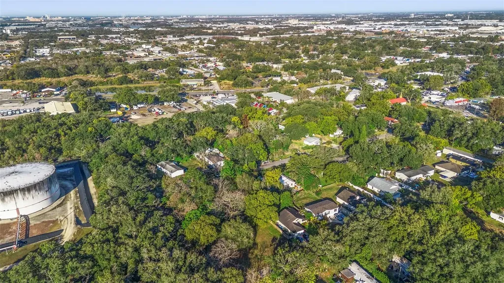 9668 3rd Avenue Orlando FL 32824