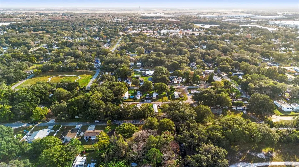 9668 3rd Avenue Orlando FL 32824