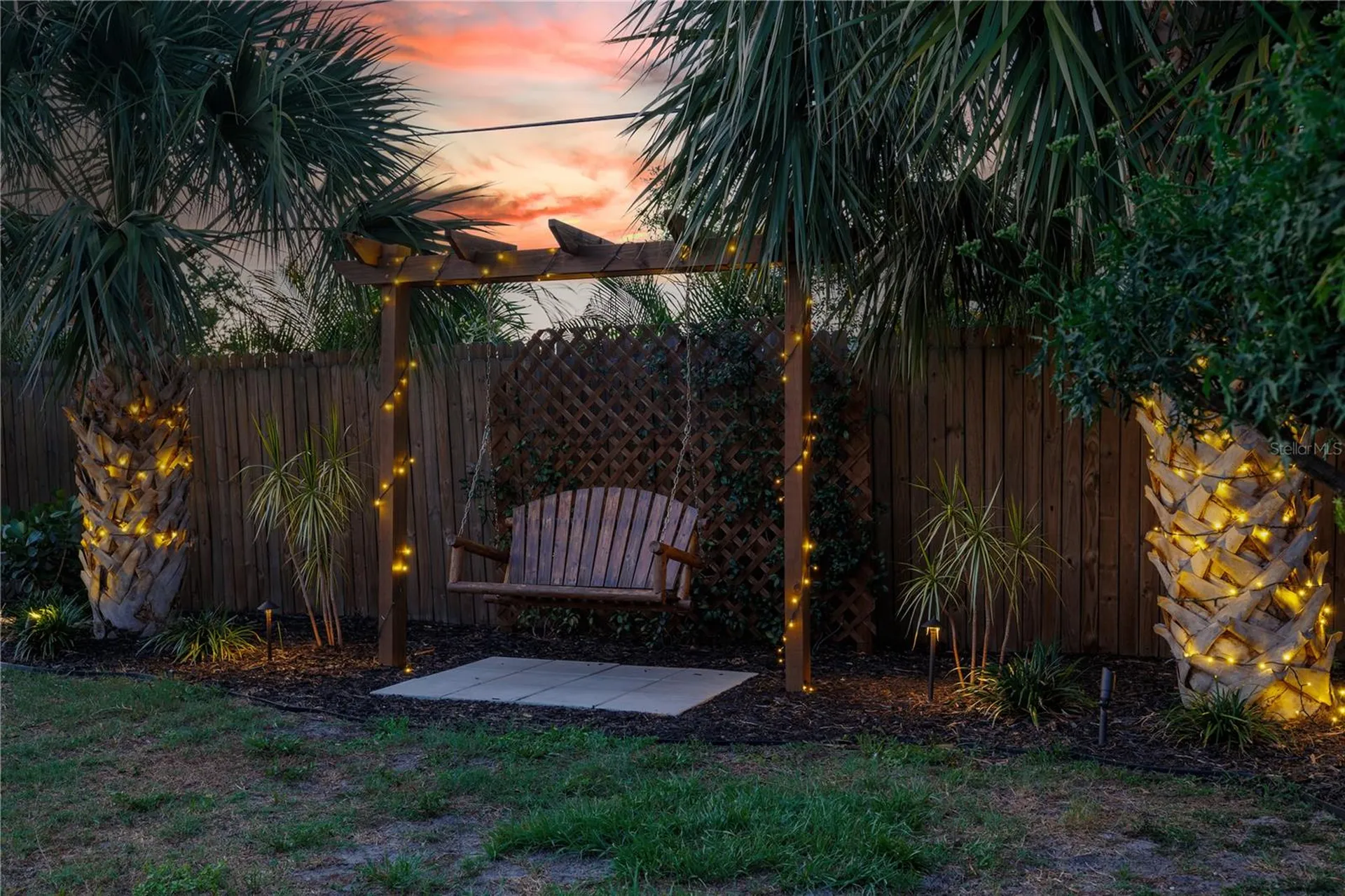 8415 Iris Avenue Seminole FL 33777