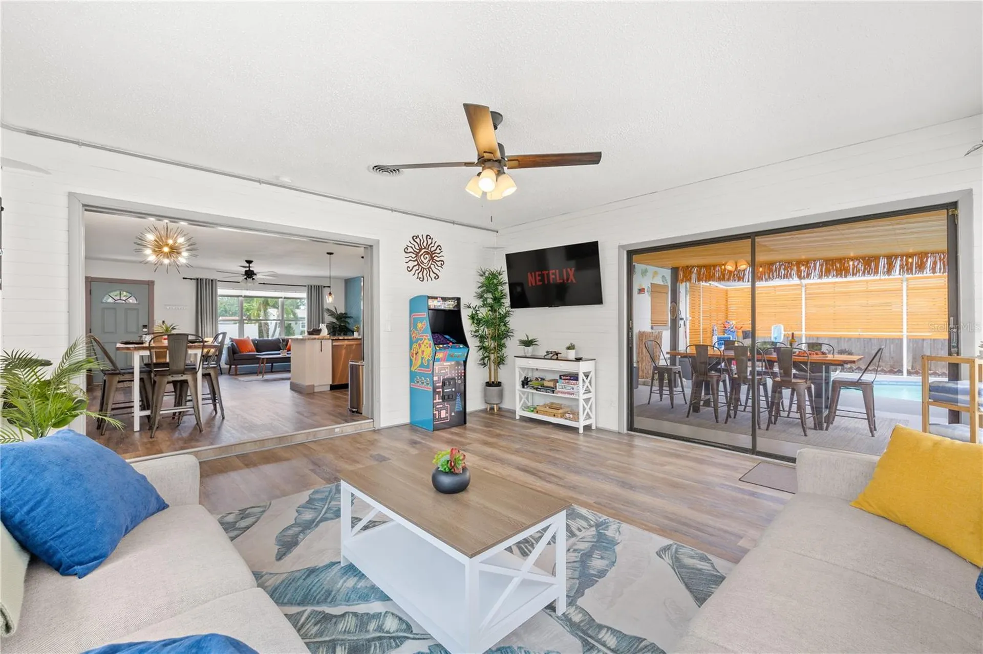 8415 Iris Avenue Seminole FL 33777