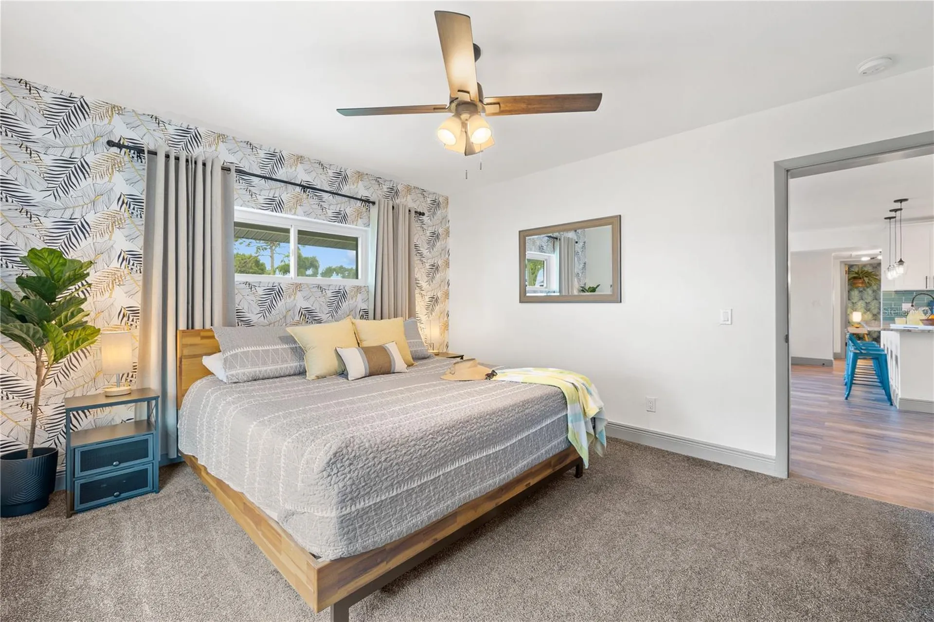 8415 Iris Avenue Seminole FL 33777