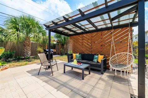 8415 Iris Avenue Seminole FL 33777