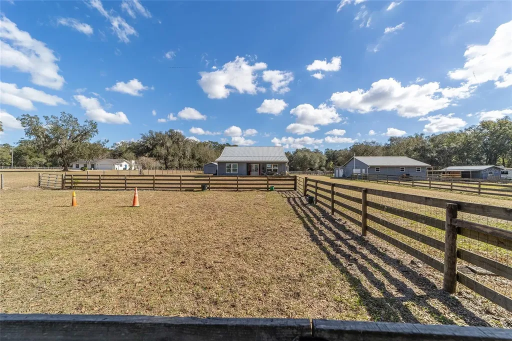 14245 SE 25th Avenue Summerfield FL 34491