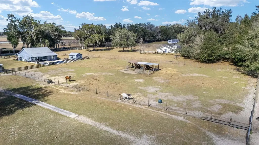 14245 SE 25th Avenue Summerfield FL 34491