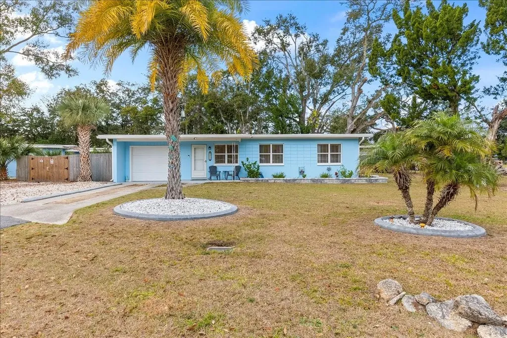 450 Card Avenue Holly Hill FL 32117