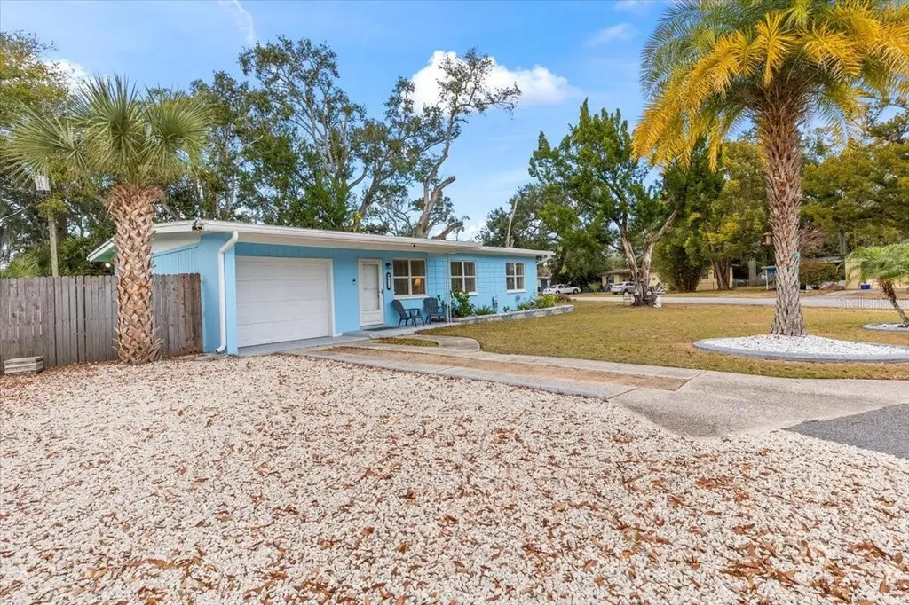 450 Card Avenue Holly Hill FL 32117
