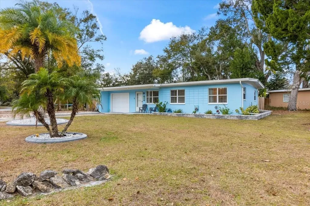 450 Card Avenue Holly Hill FL 32117