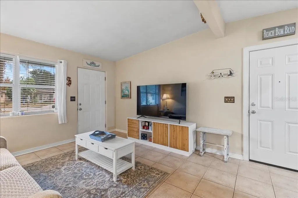 450 Card Avenue Holly Hill FL 32117