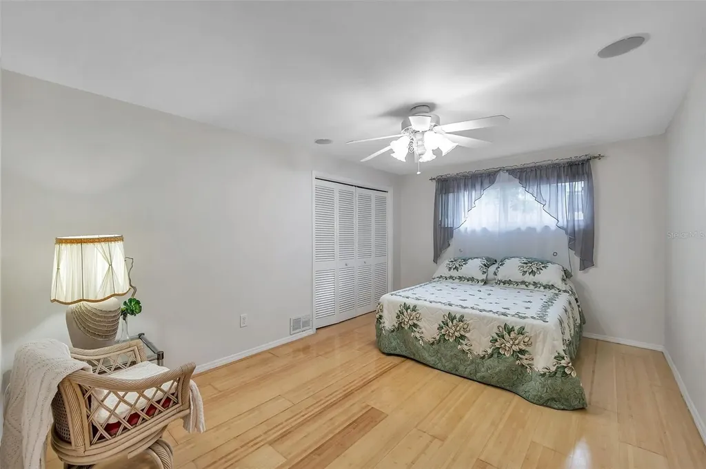 2217 Buena Vista Drive Clearwater FL 33764