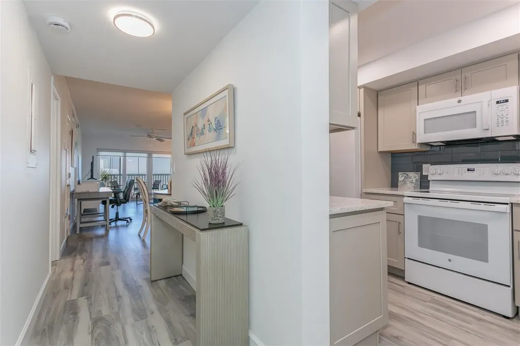 633 Alhambra Road Venice FL 34285