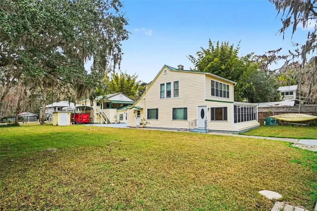 55316 Claire Street Astor FL 32102