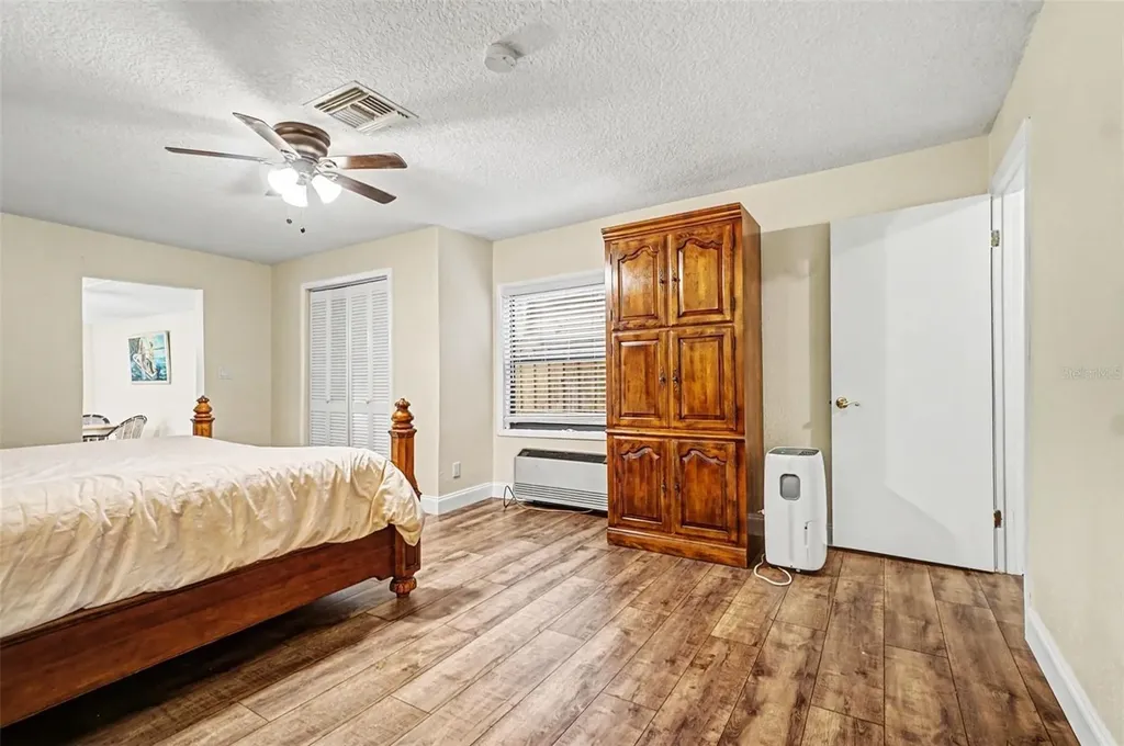 55316 Claire Street Astor FL 32102