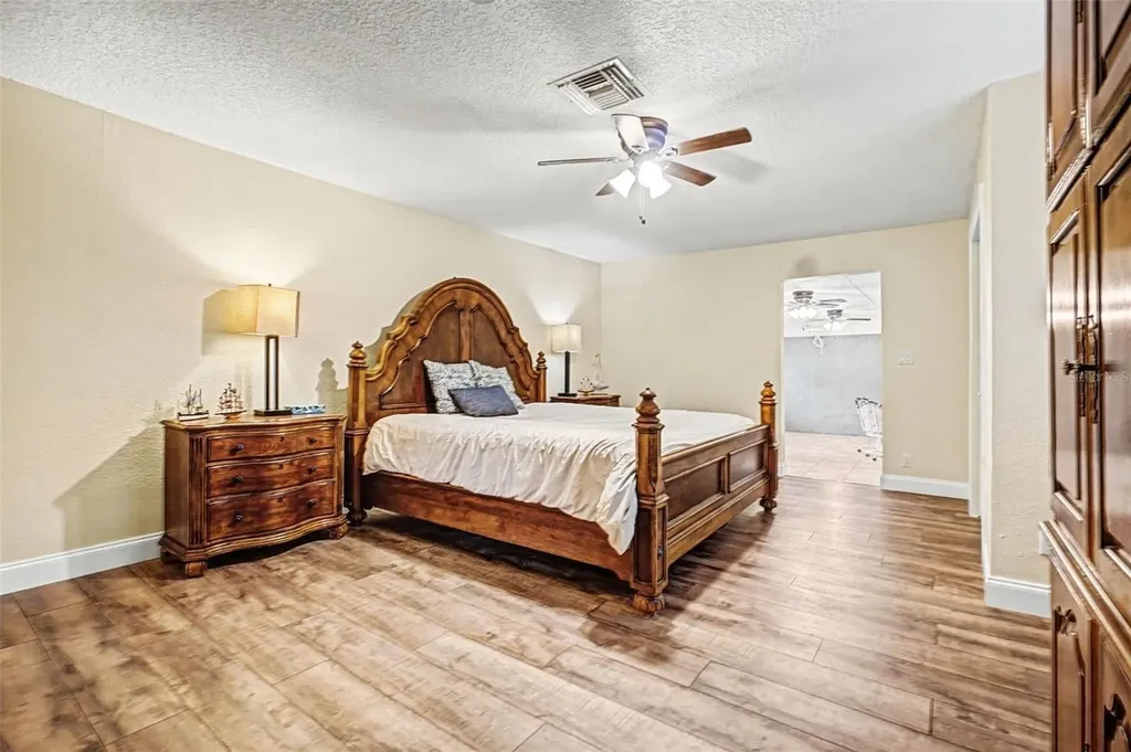55316 Claire Street Astor FL 32102