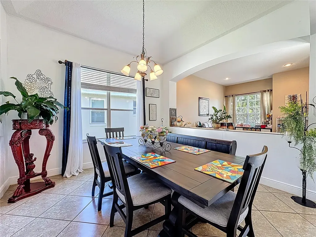 8463 Dover View Lane Orlando FL 32829