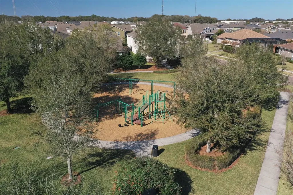 5607 Hometown Lane Lithia FL 33547