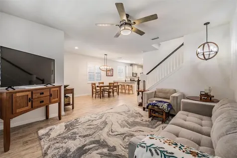 5607 Hometown Lane Lithia FL 33547