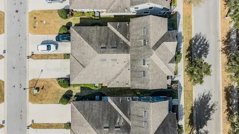 5607 Hometown Lane Lithia FL 33547
