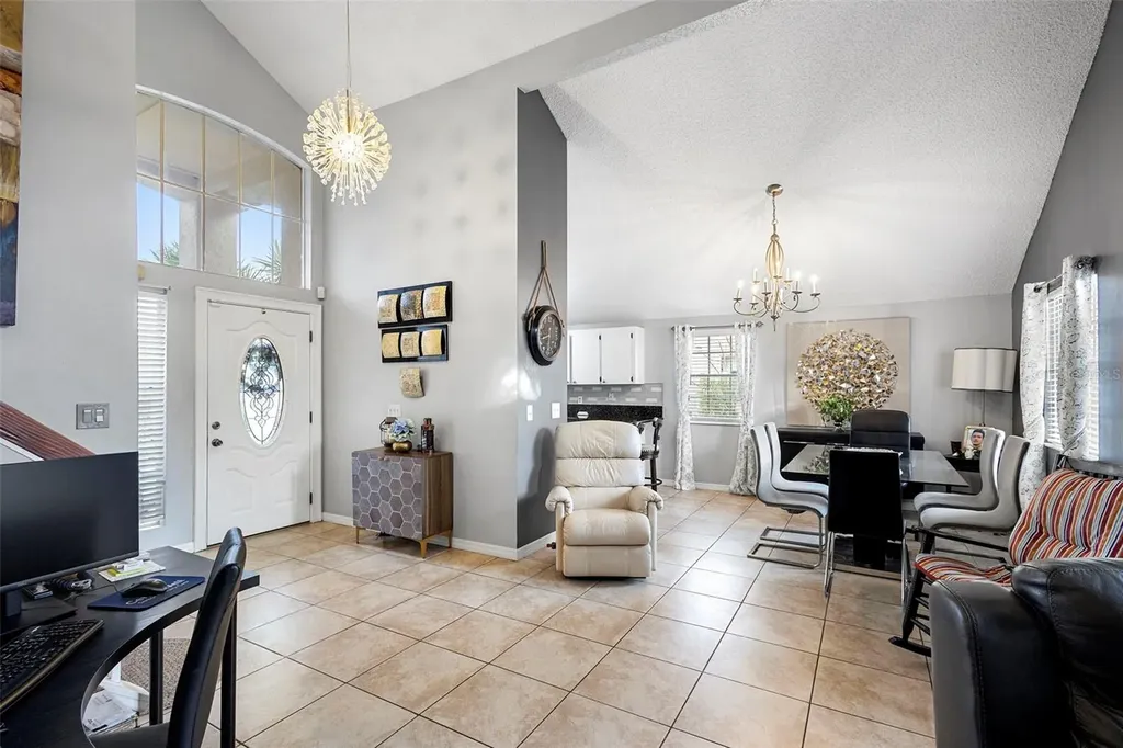 325 Sonoma Valley Circle Orlando FL 32835