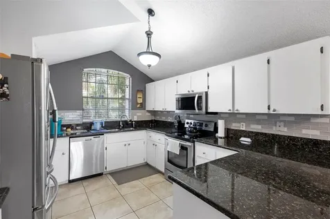 325 Sonoma Valley Circle Orlando FL 32835