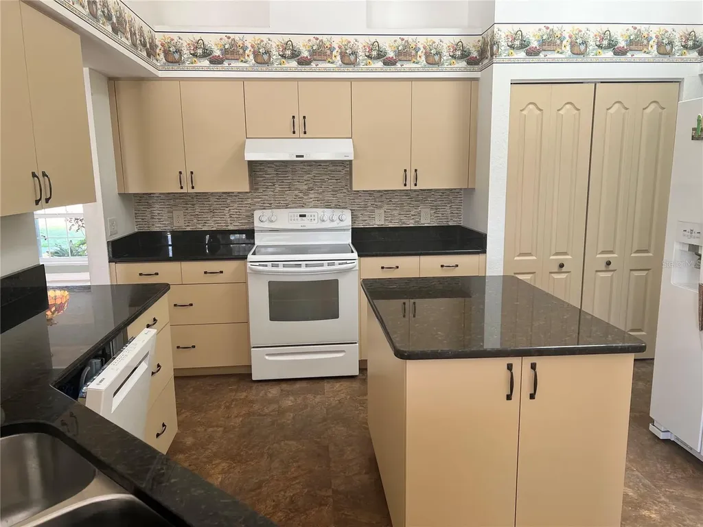 24 Broadmoor Lane Rotonda West FL 33947