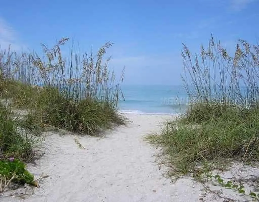 24 Broadmoor Lane Rotonda West FL 33947