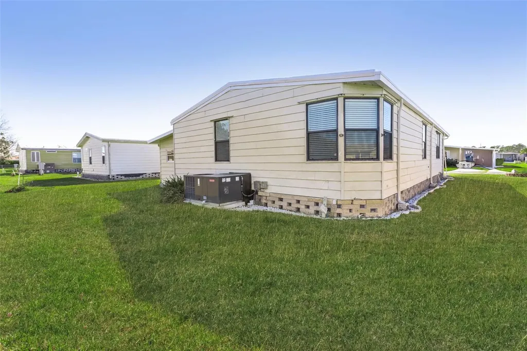 537 La Playa Circle North Port FL 34287
