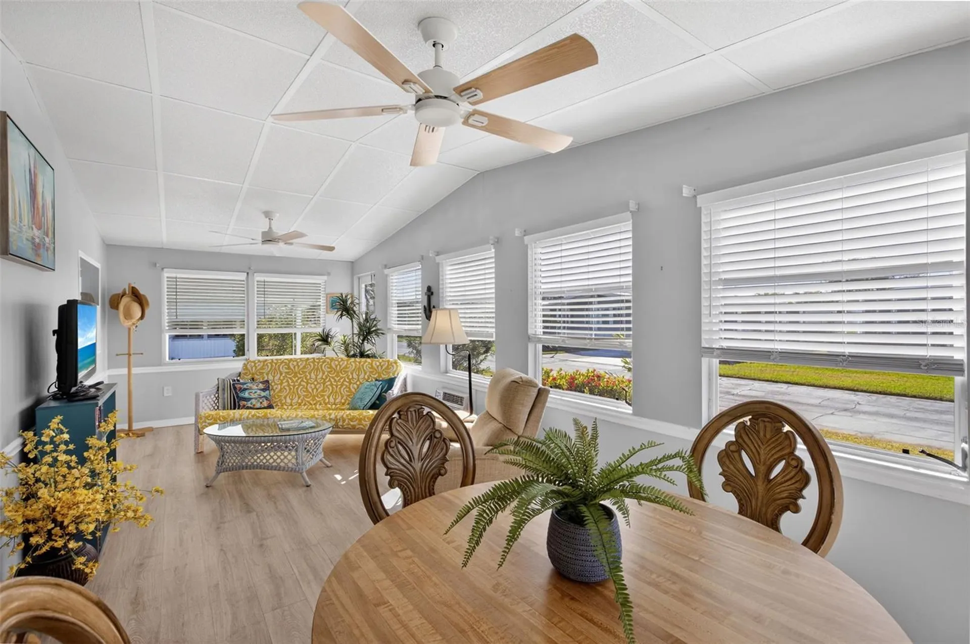 537 La Playa Circle North Port FL 34287