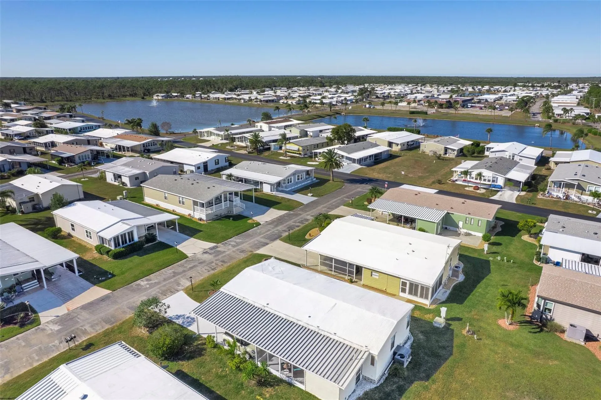 537 La Playa Circle North Port FL 34287