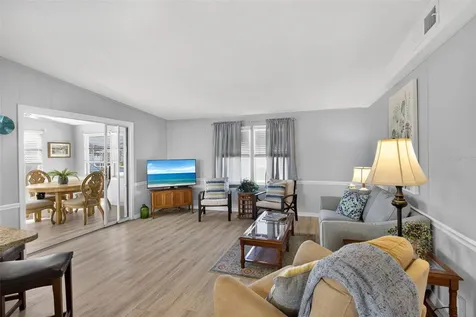 537 La Playa Circle North Port FL 34287
