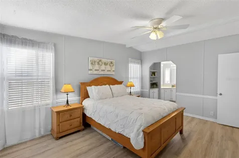 537 La Playa Circle North Port FL 34287