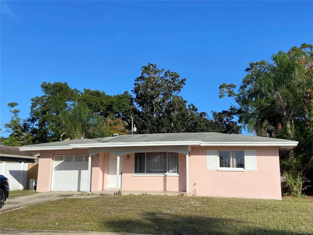 1120 8th Avenue NE Largo FL 33770