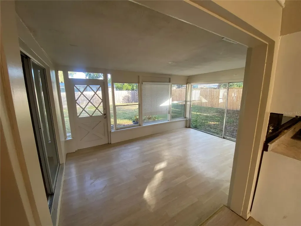 1120 8th Avenue NE Largo FL 33770