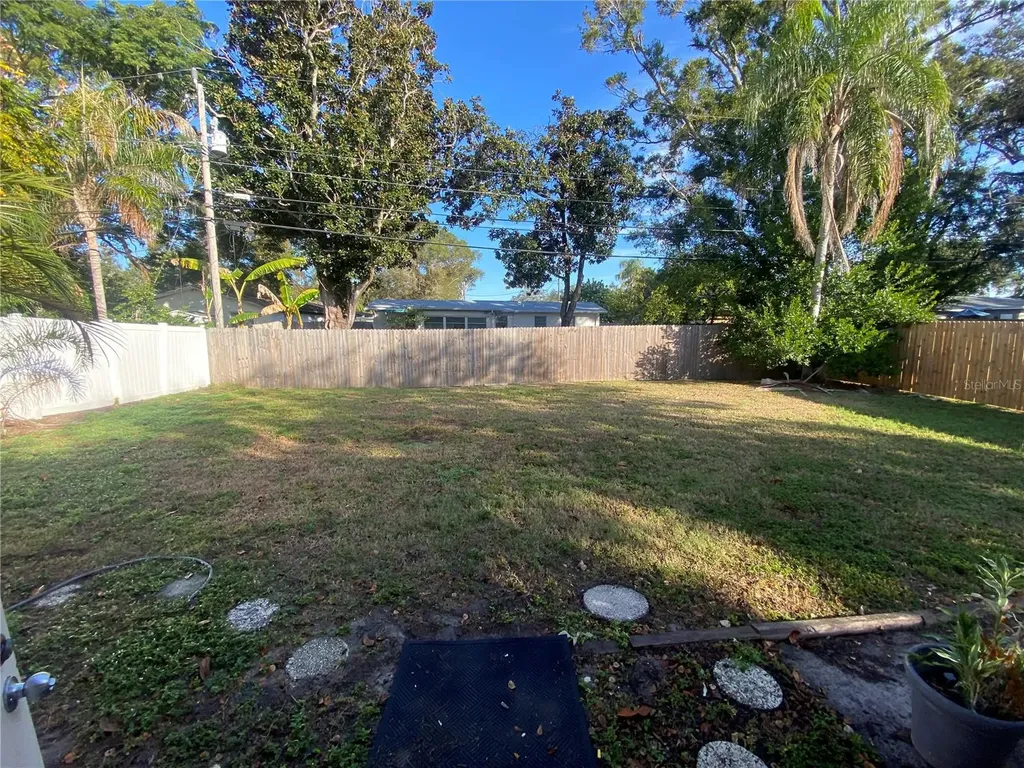 1120 8th Avenue NE Largo FL 33770