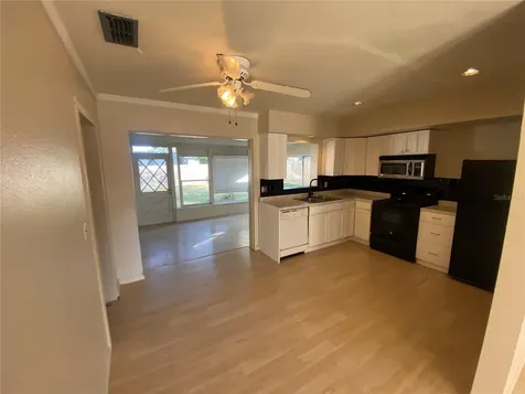 1120 8th Avenue NE Largo FL 33770