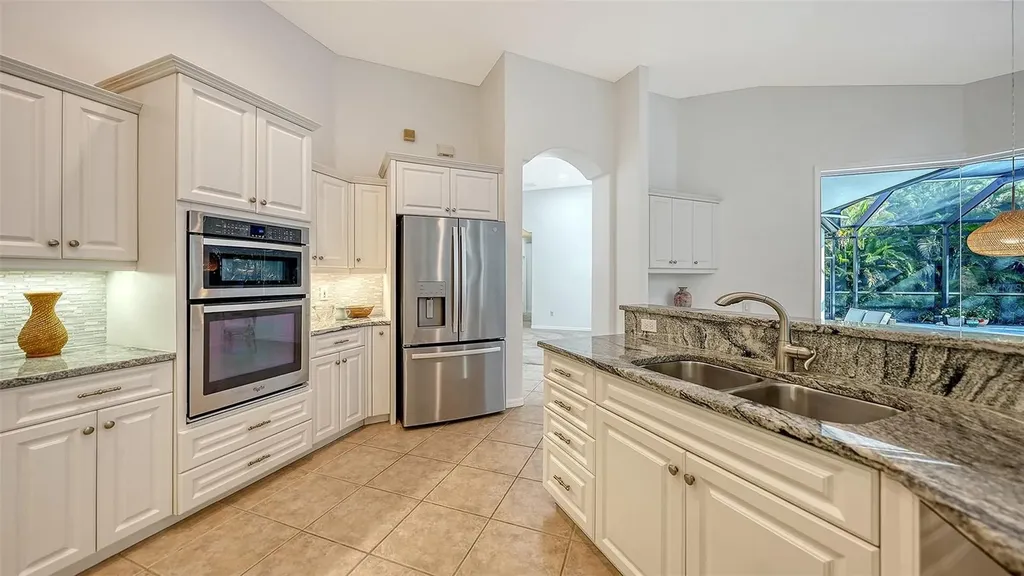 9506 Royal Calcutta Place Bradenton FL 34202