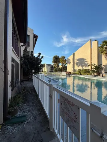 3813 S Lake Drive Tampa FL 33614