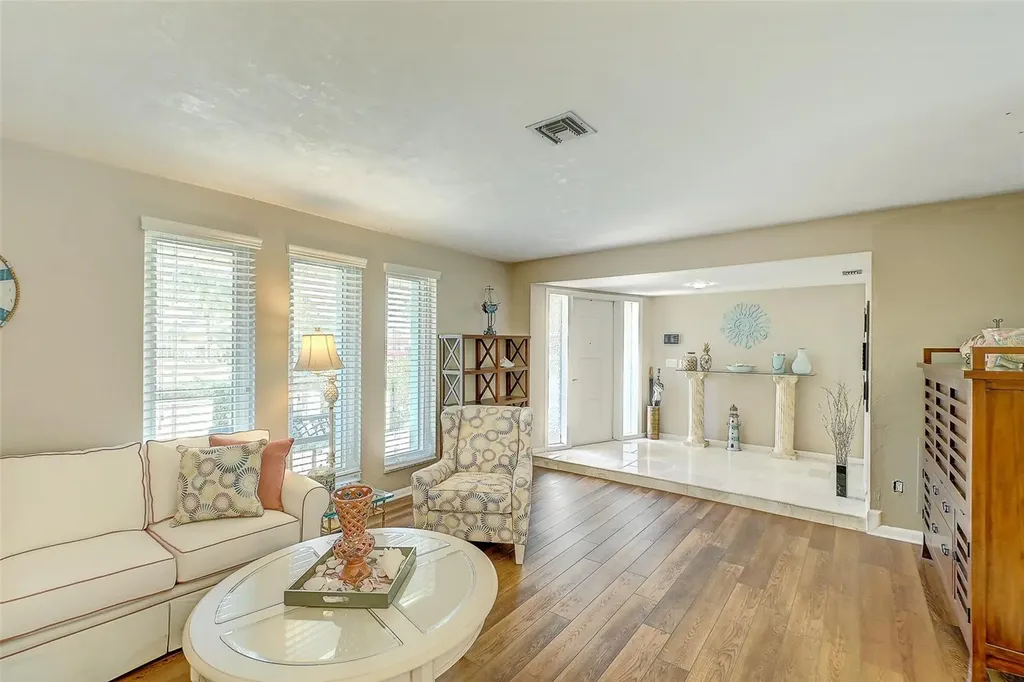 5345 Shalley Circle W Fort Myers FL 33919