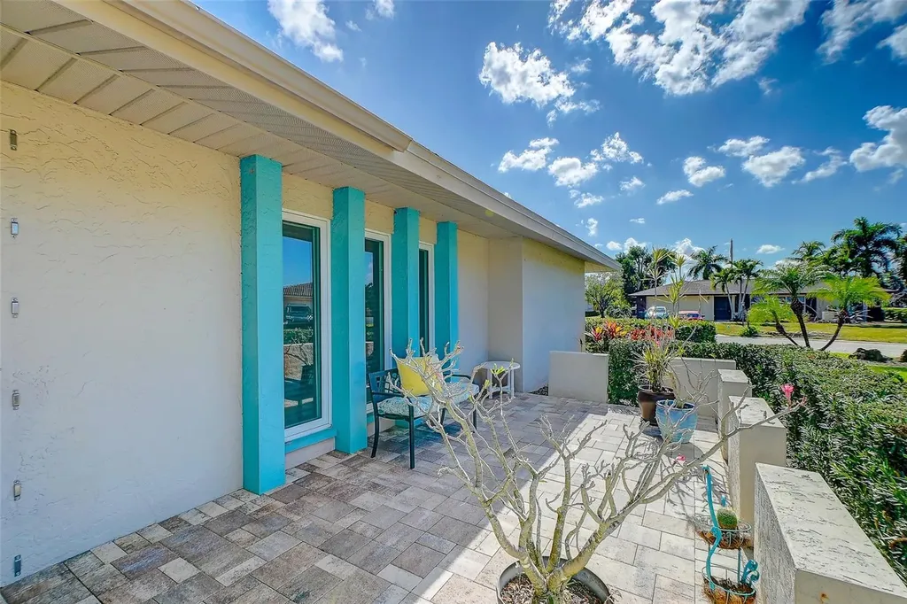 5345 Shalley Circle W Fort Myers FL 33919